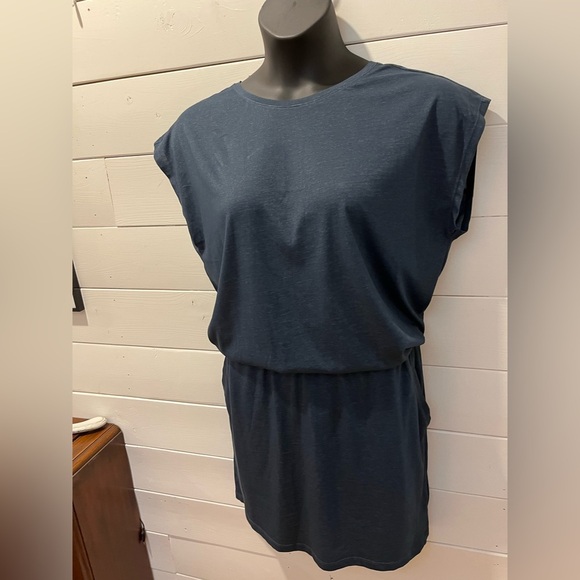 💙 ARC’TERYX Navy Casual Dress – Size L (NWOT) - Picture 7 of 10